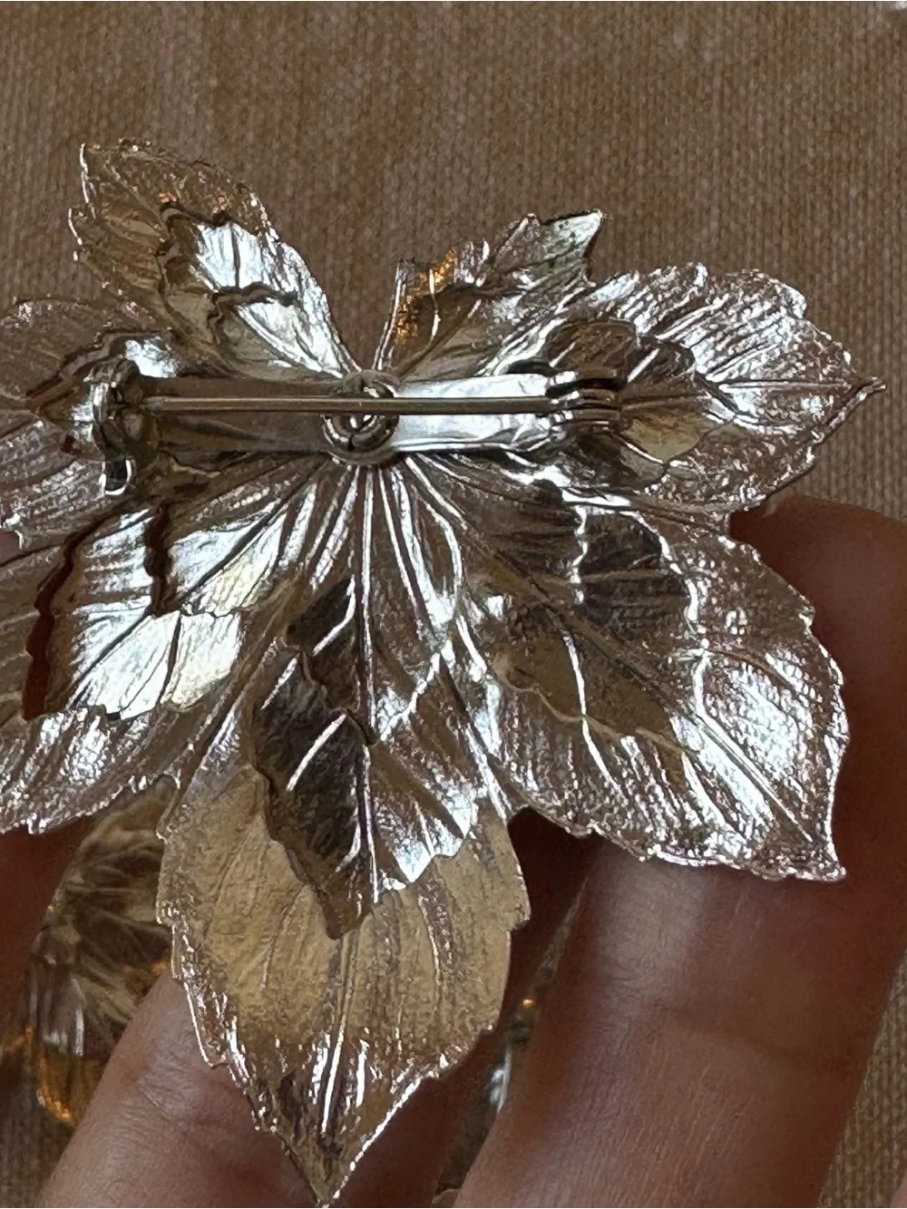 Vintage Silver Tone Floral Leaf Brooch & Clip Earrings Set